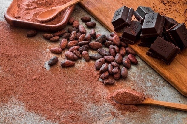 Горячий шоколад с какао бобами