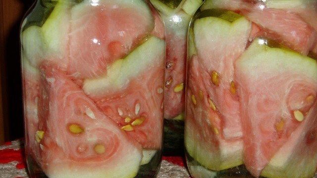Как приготовить арбузы консервированные на зиму без стерилизации по лучшим рецептам
