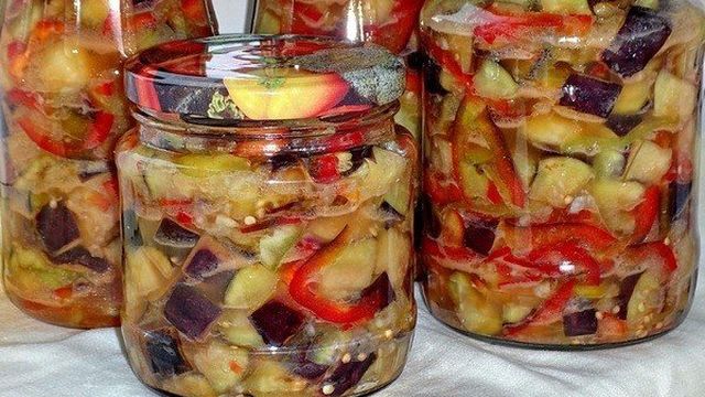 Вкусные и простые рецепты салатов из баклажанов на зиму