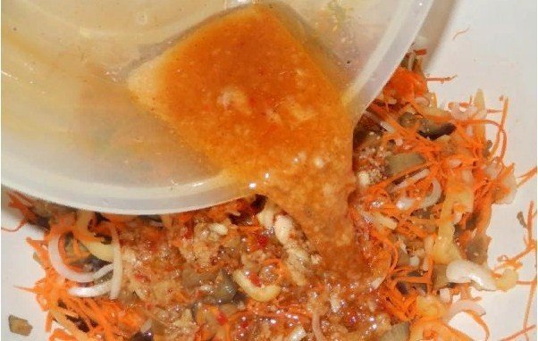 Баклажаны по-корейски с приправой для корейской моркови