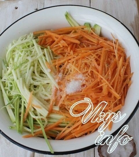 Салат из редьки и моркови по корейски